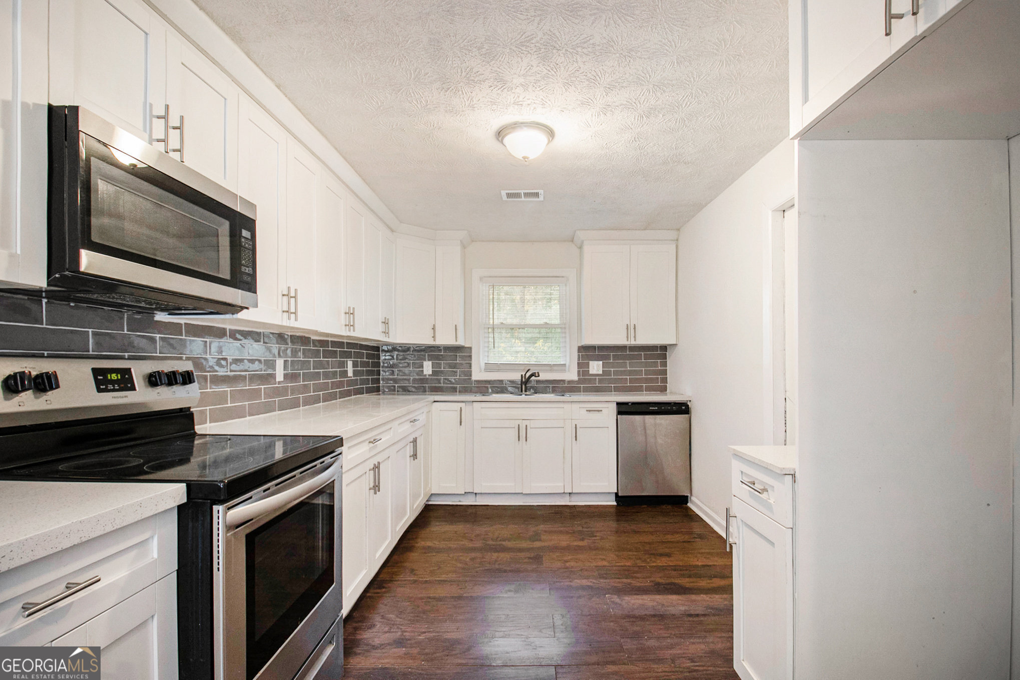 2087 Austin Drive Decatur, GA 30032 - Photo 8 of 18