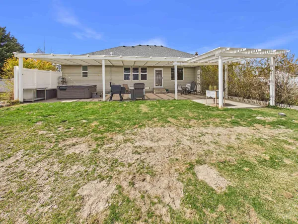 $715,000 | 3449 Hiland Avenue, Burley, ID 83318