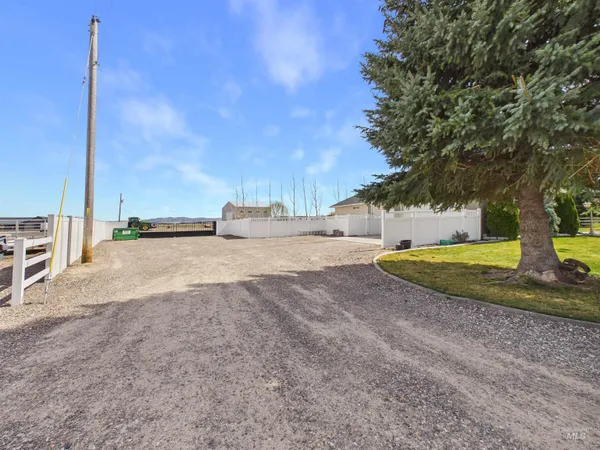 $715,000 | 3449 Hiland Avenue, Burley, ID 83318