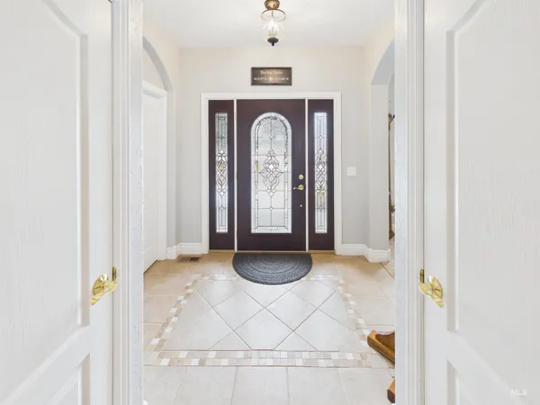 $715,000 | 3449 Hiland Avenue, Burley, ID 83318