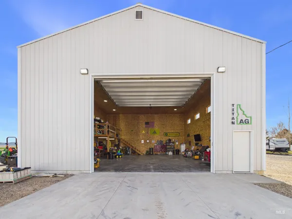 $715,000 | 3449 Hiland Avenue, Burley, ID 83318