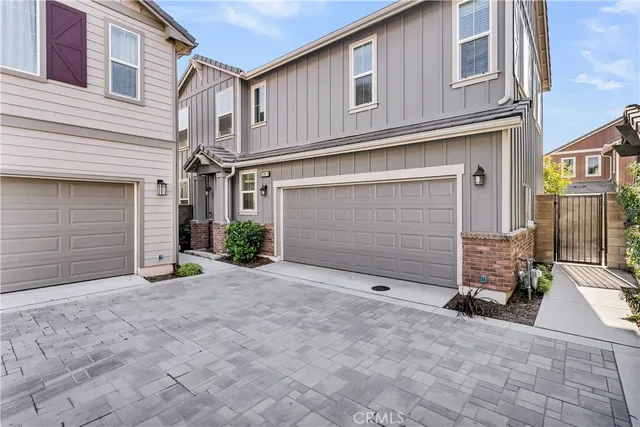 a view of a house with garage