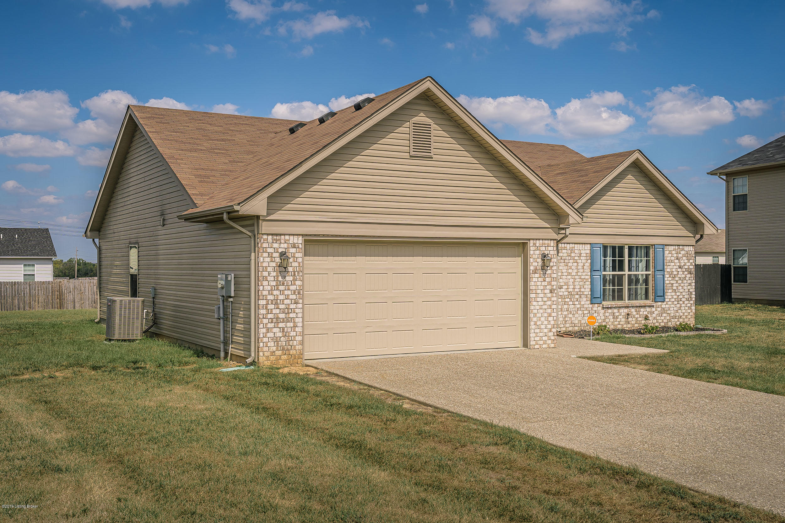 720 Golden Wing Road Mount Washington, KY 40047 - Photo 7 of 32 720 Golden Wing Road-08
