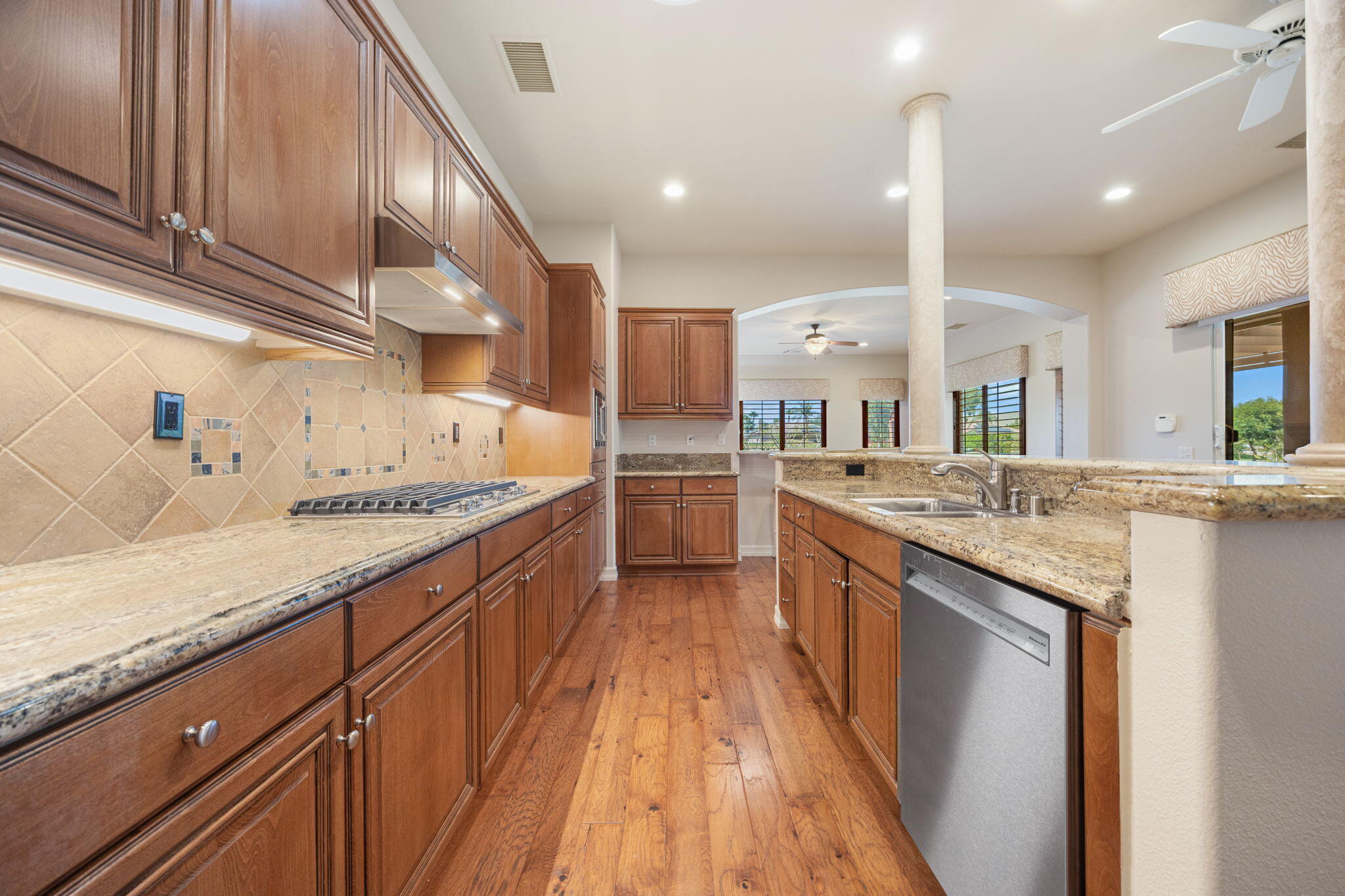 311 Loch Lomond Road Rancho Mirage, CA 92270 - Photo 14 of 52 7-web-or-mls-068A3245