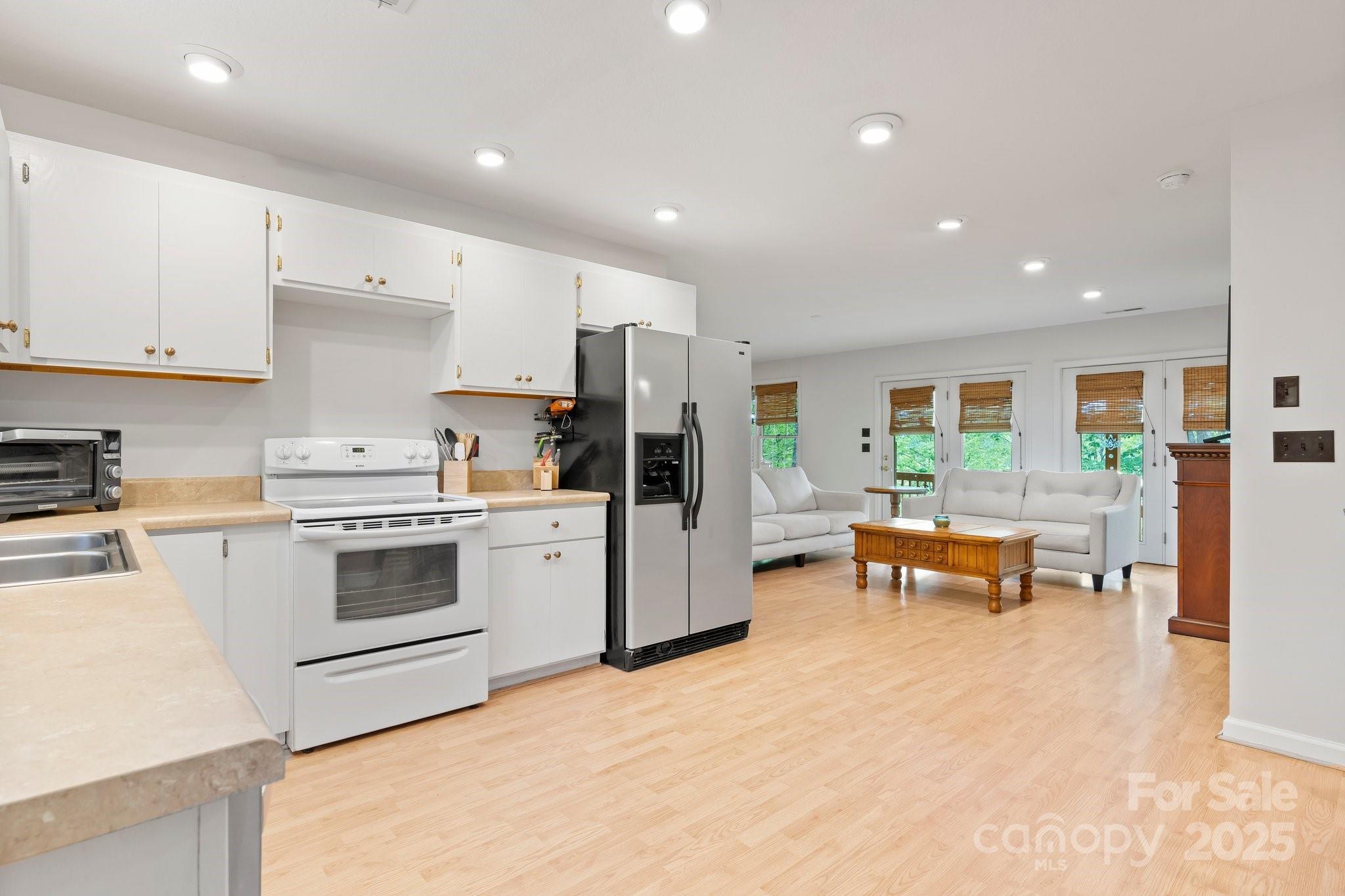 450 West Lake Road Marion, NC 28752 - Photo 7 of 40 Gallery Image 7