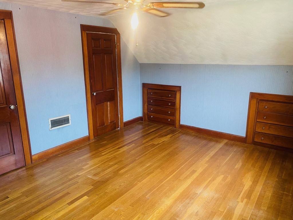 10 Seward Road Stoneham, MA 02180 - Photo 9 of 16 Gallery Image 9