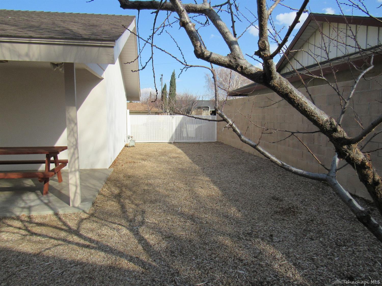 705 Mulberry Street Tehachapi, CA 93561 - Photo 26 of 31 Gallery Image 26