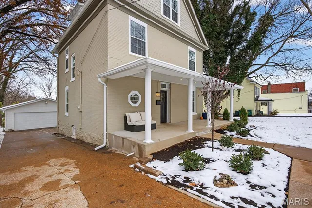 $900,000 | 727 Marshall Avenue, Webster Groves, MO 63119