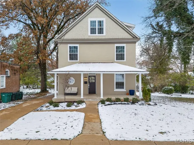 $900,000 | 727 Marshall Avenue, Webster Groves, MO 63119