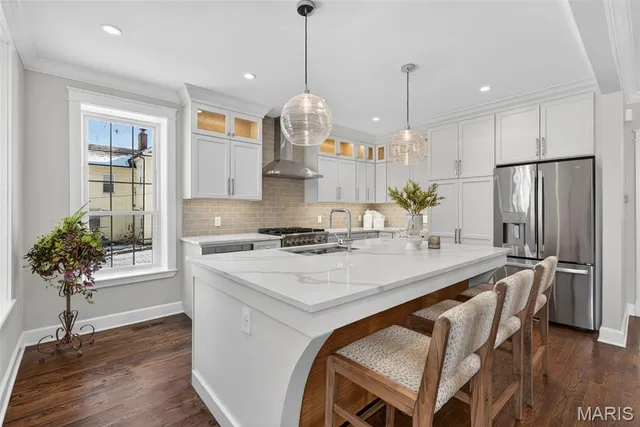 $900,000 | 727 Marshall Avenue, Webster Groves, MO 63119