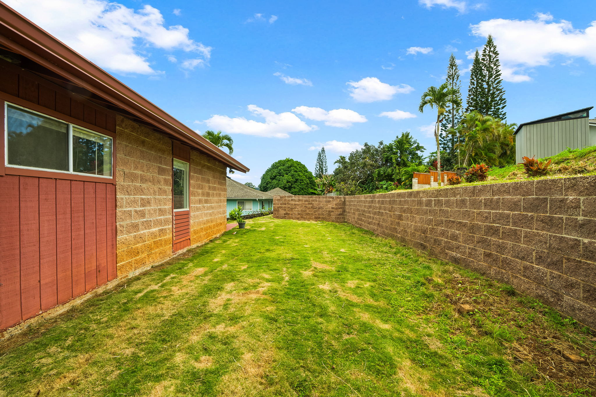 388 Molo Street Kapaa, HI 96746 - Photo 24 of 27 a view of backyard with green space