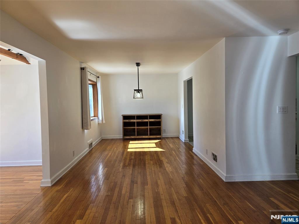 20 Buff Road Tenafly, NJ 07670 - Photo 7 of 25