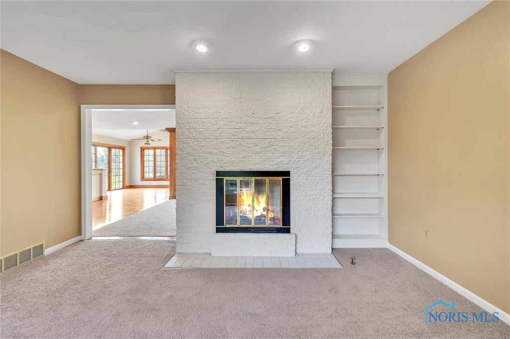3039 Plumbrook Road Maumee, OH 43537 - Photo 9 of 48 Gallery Image 9