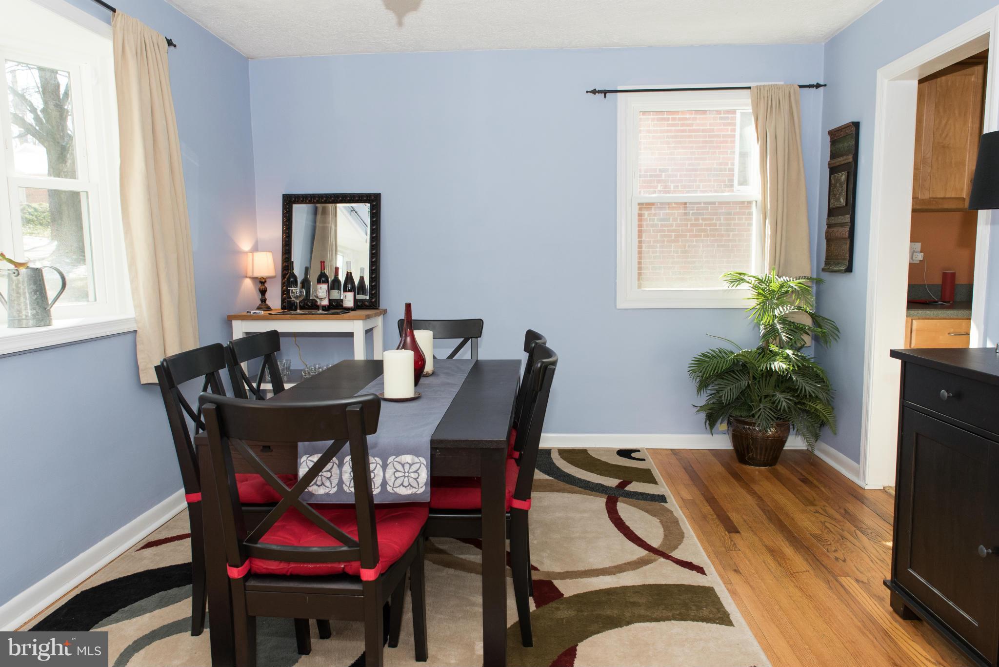 11710 Hatcher Place Silver Spring, MD 20902 - Photo 10 of 30 Dining Room