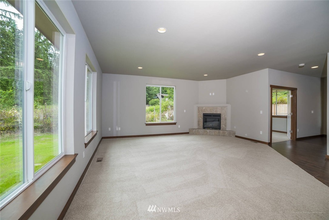 13029 Woods Lake Road Monroe, WA 98272 - Photo 2 of 17 Gallery Image 2