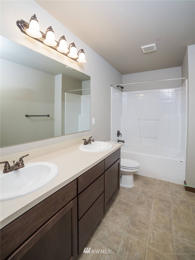 13029 Woods Lake Road Monroe, WA 98272 - Photo 11 of 17 Gallery Image 11