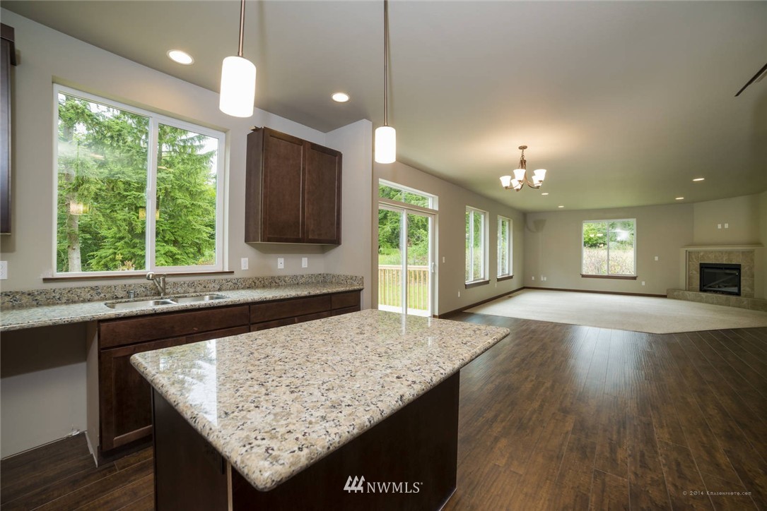 13029 Woods Lake Road Monroe, WA 98272 - Photo 4 of 17 Gallery Image 4