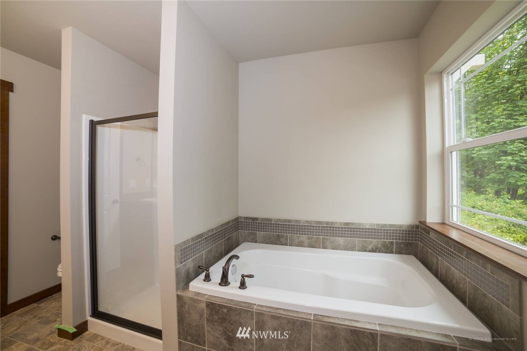 13029 Woods Lake Road Monroe, WA 98272 - Photo 9 of 17 Gallery Image 9
