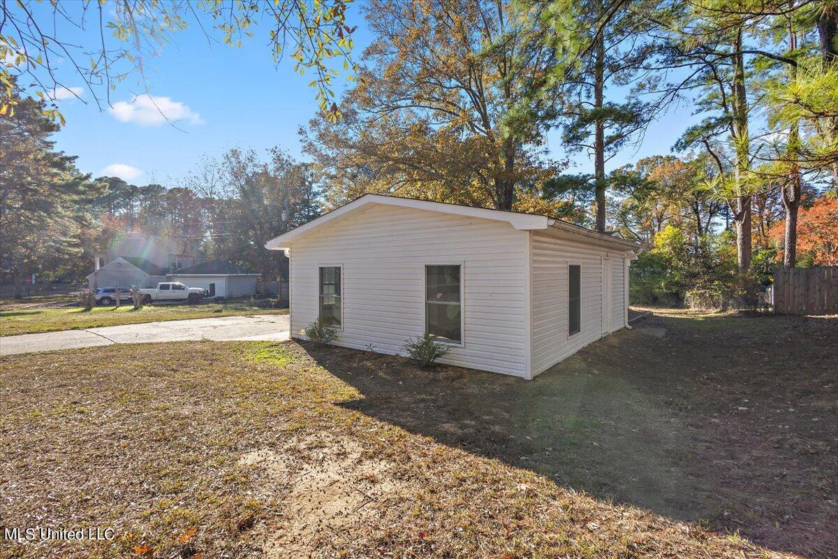 1106 Post Road Clinton, MS 39056 - Photo 4 of 23 03-HTP21088 - Copy (2)