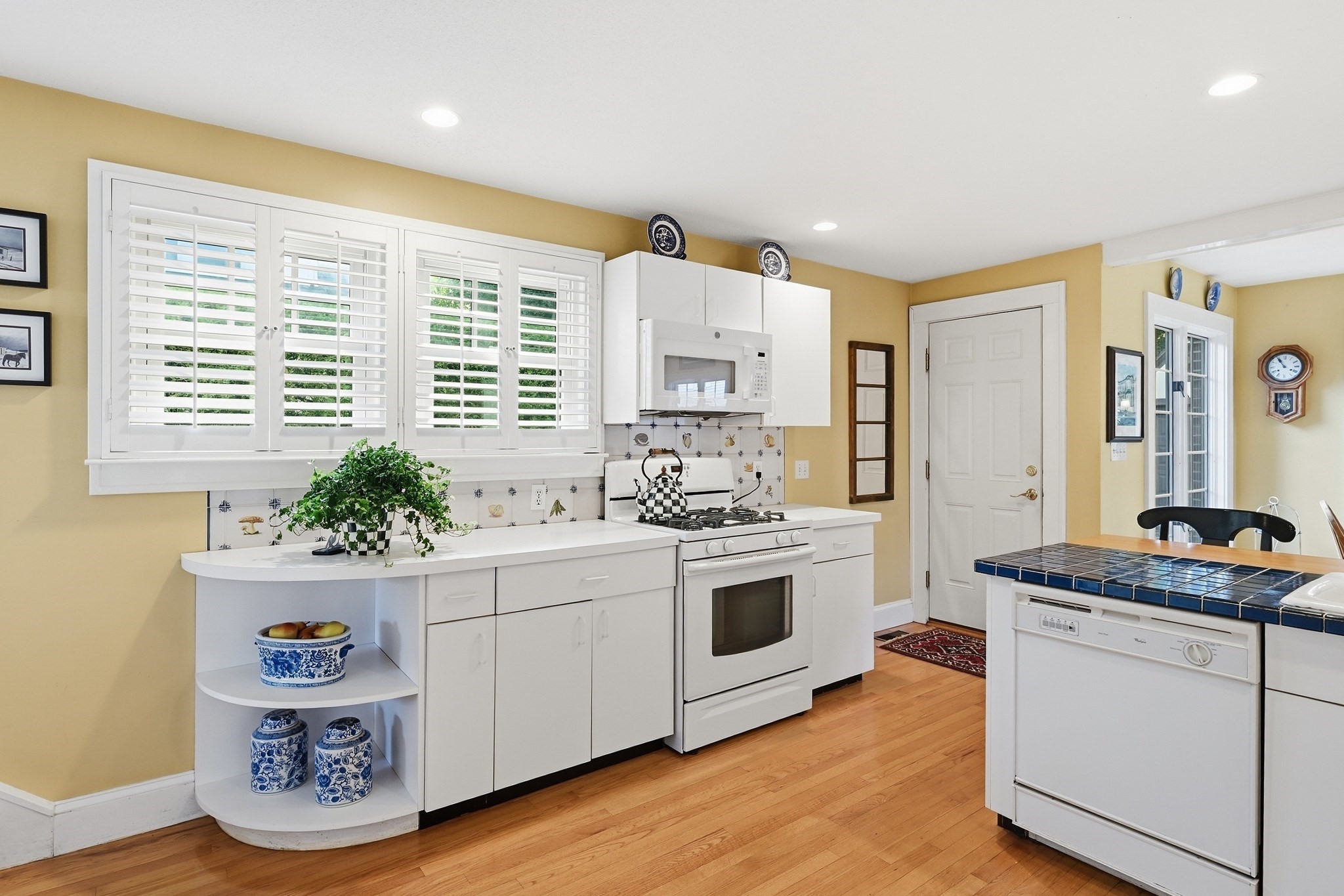 131 Wenonah Road Longmeadow, MA 01106 - Photo 31 of 40 Gallery Image 31
