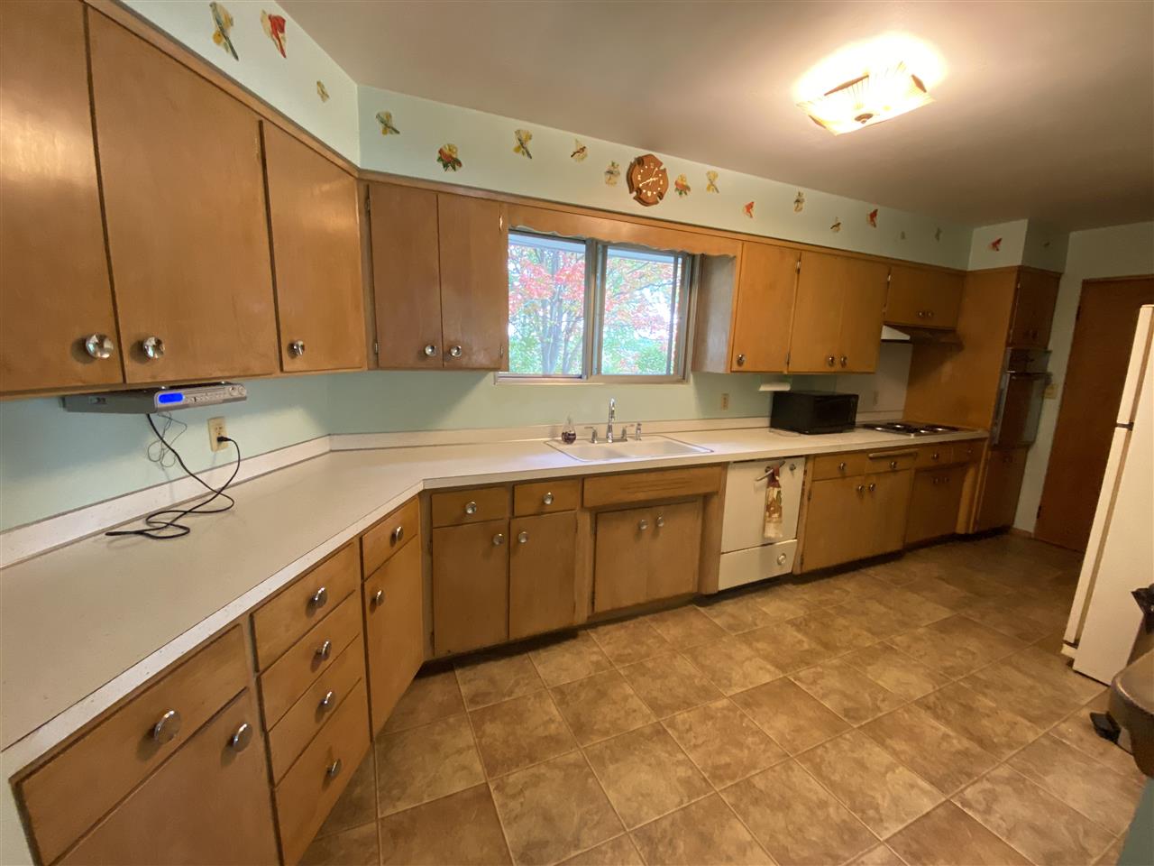 1687 South Huron Road Kawkawlin, MI 48631 - Photo 4 of 37