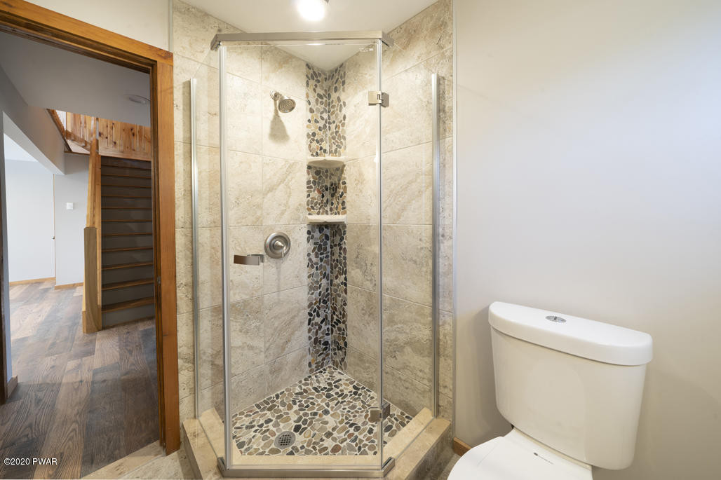 25 Ledge Road Lakeville, PA 18438 - Photo 15 of 30