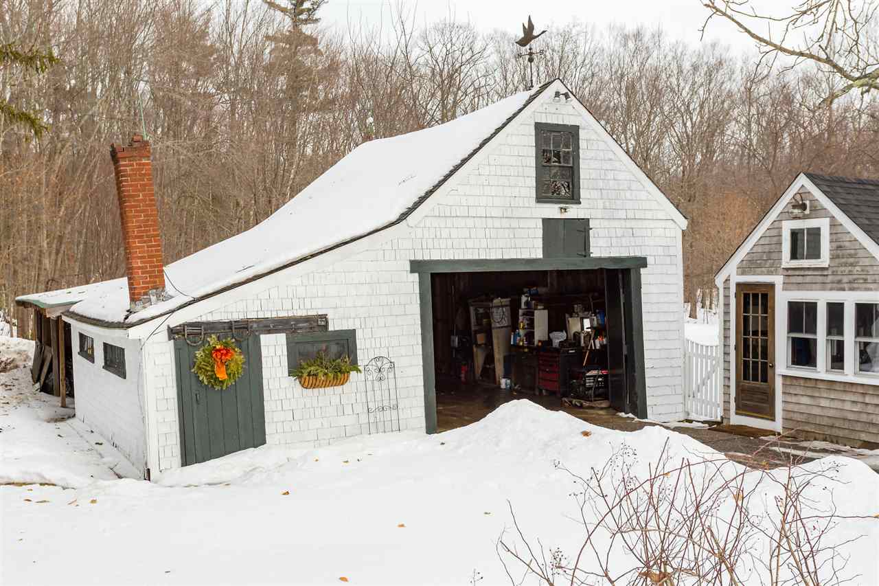 676 Goodwin Road Eliot, ME 03903 - Photo 11 of 40