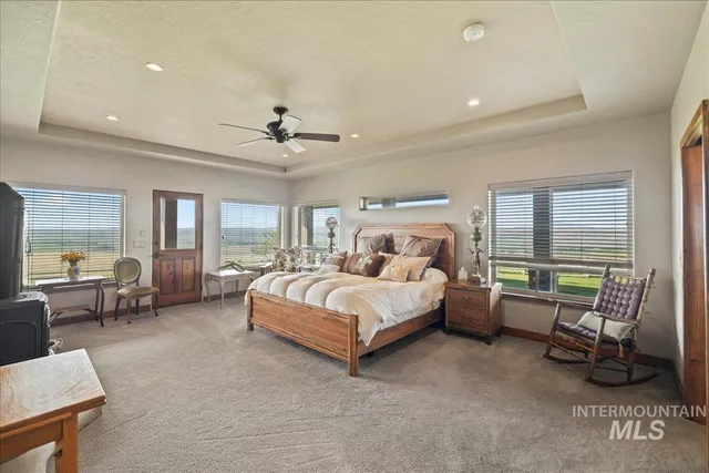 $2,400,000 | 1270 Hillcrest Drive, Vale, OR 97918