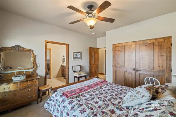 $2,400,000 | 1270 Hillcrest Drive, Vale, OR 97918