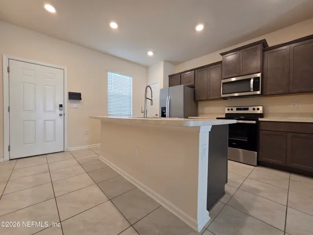 $1,650 | 2870 Mule Deer Circle, Jacksonville, FL 32225