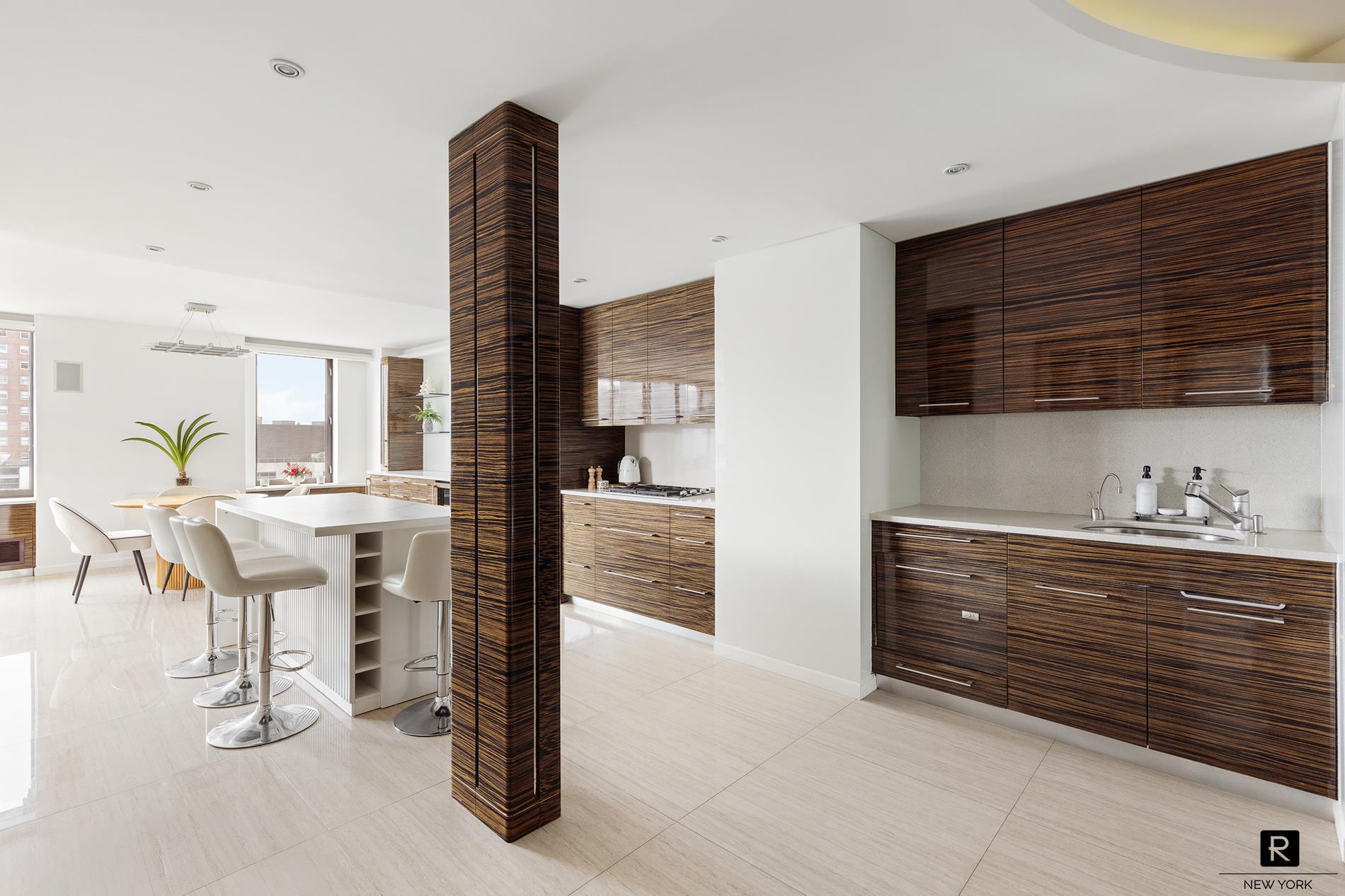 422 East 72nd Street, Unit 24D Manhattan, NY 10021 - Photo 4 of 16