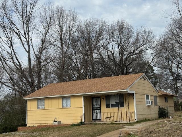 386 Elder Road Memphis, TN 38109 - Photo 12 of 12 front view of a house with a yard