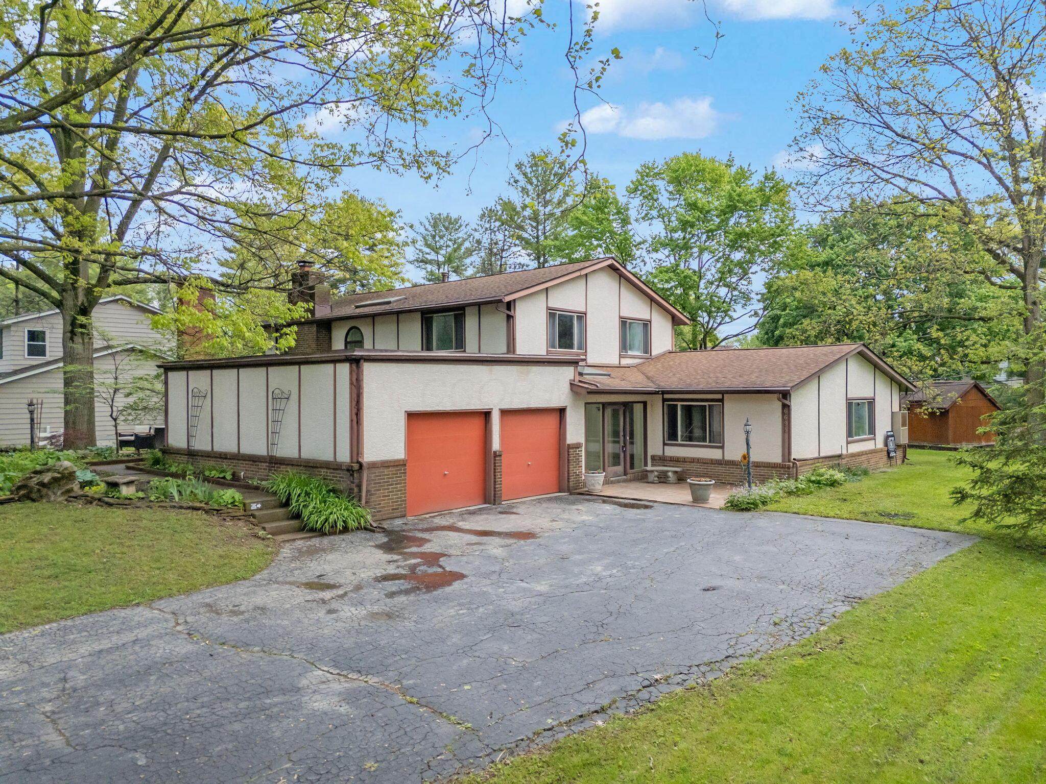 6694 Merwin Road Columbus, OH 43235 - Photo 2 of 80 3-web-or-mls-DJI_20250505114307_0347_D