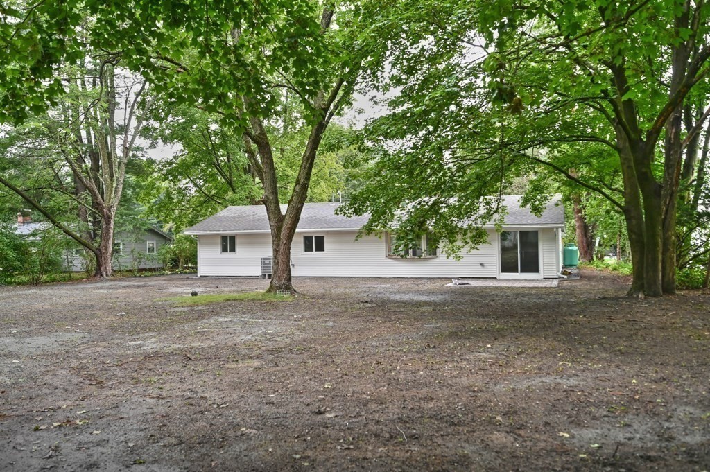 61 Gregory Road Framingham, MA 01701 - Photo 33 of 35