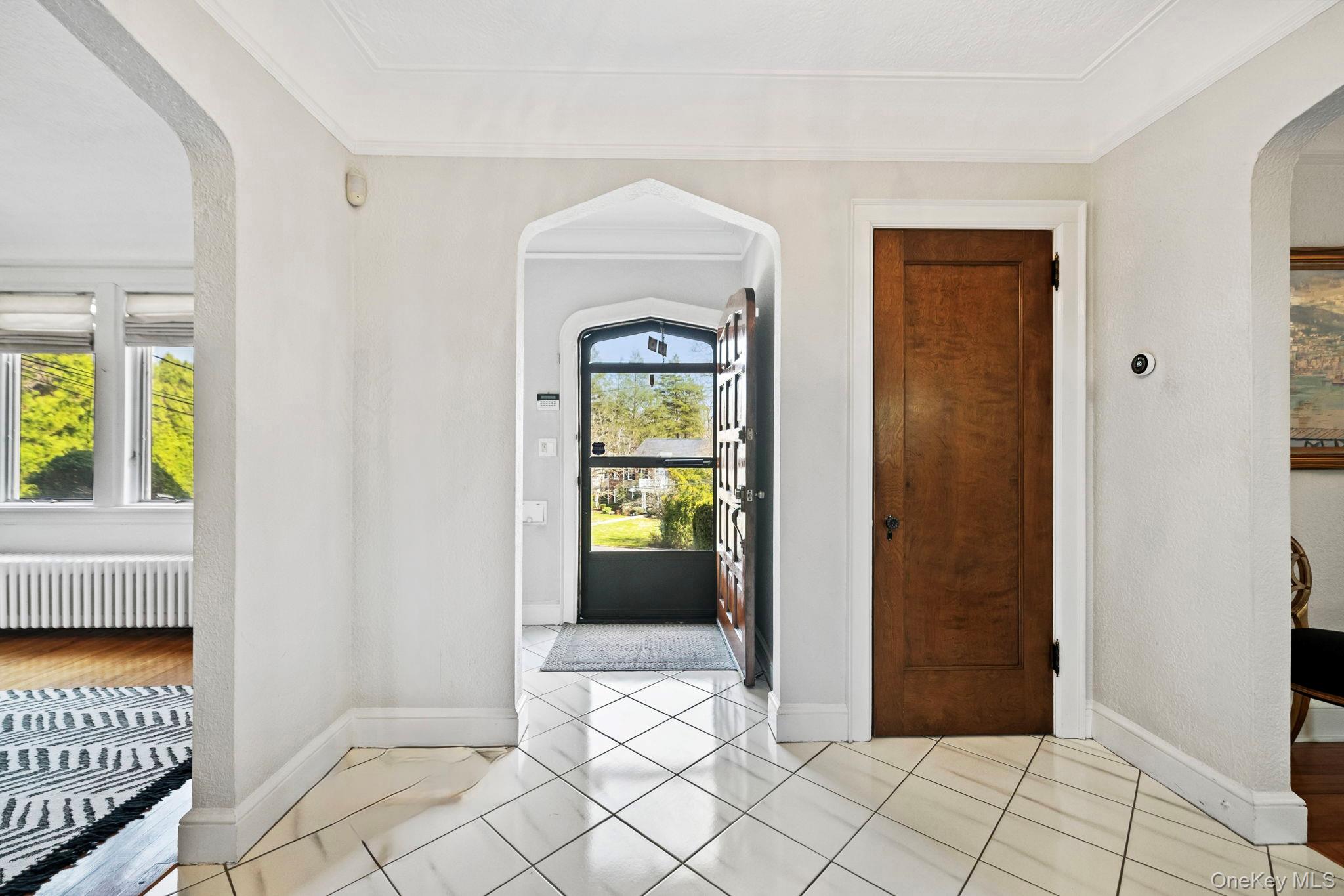 44 Fenimore Road New Rochelle, NY 10804 - Photo 8 of 46