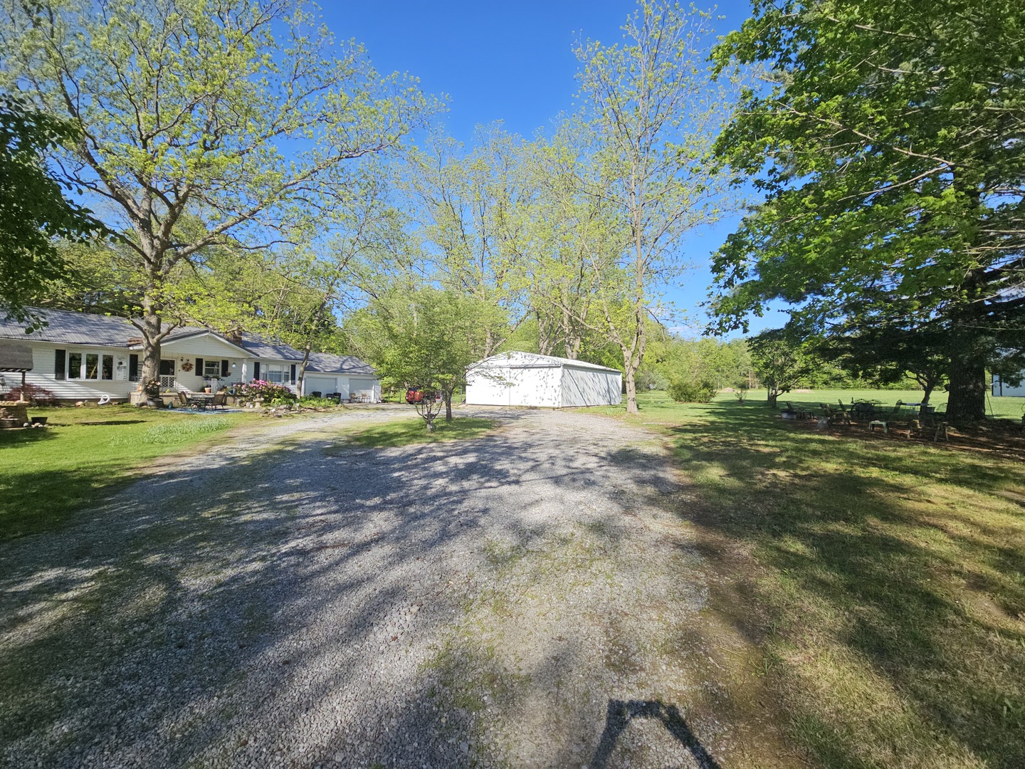 9758 East Richview Road Mount Vernon, IL 62864 - Photo 3 of 40