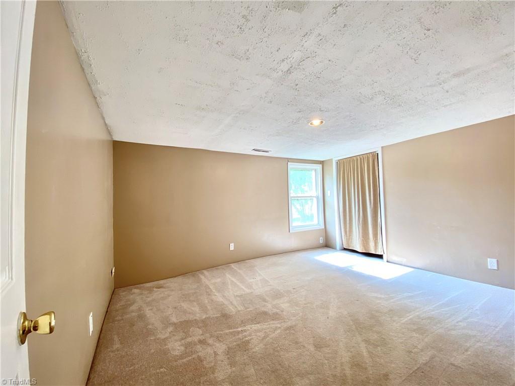 451 Wilson Road Reidsville, NC 27320 - Photo 12 of 19 Gallery Image 12