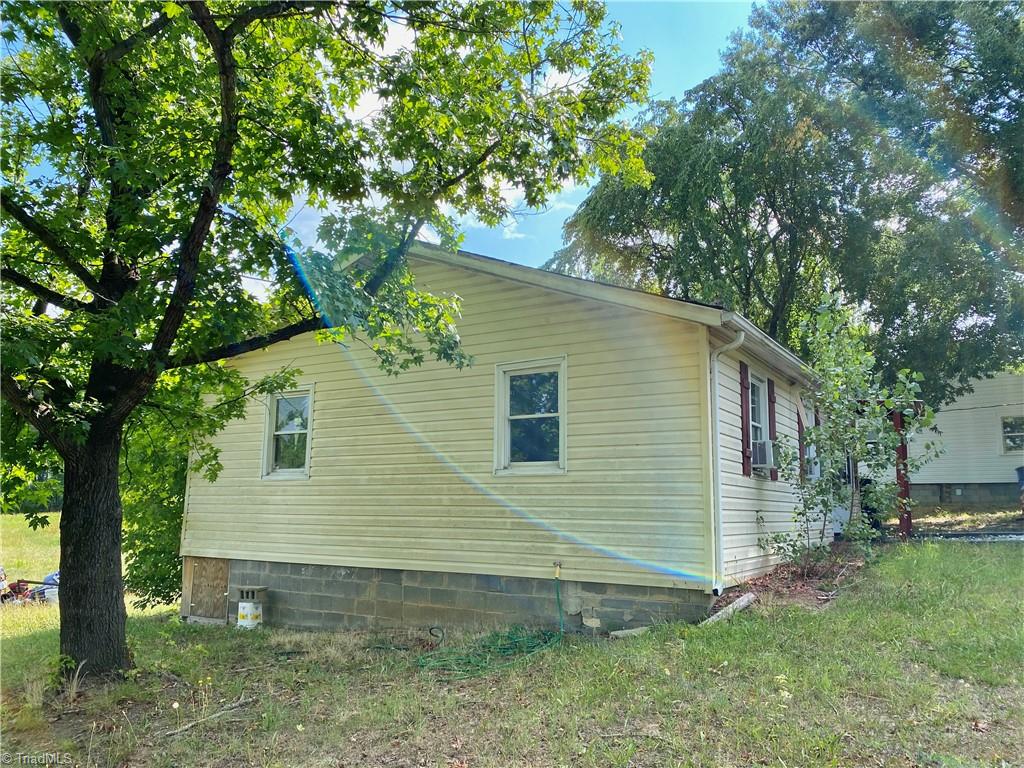 451 Wilson Road Reidsville, NC 27320 - Photo 17 of 19 Gallery Image 17