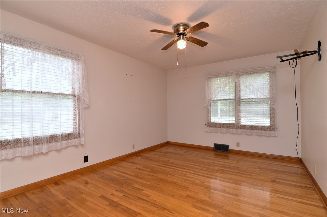 97 Narrows Road Painesville, OH 44077 - Photo 13 of 45