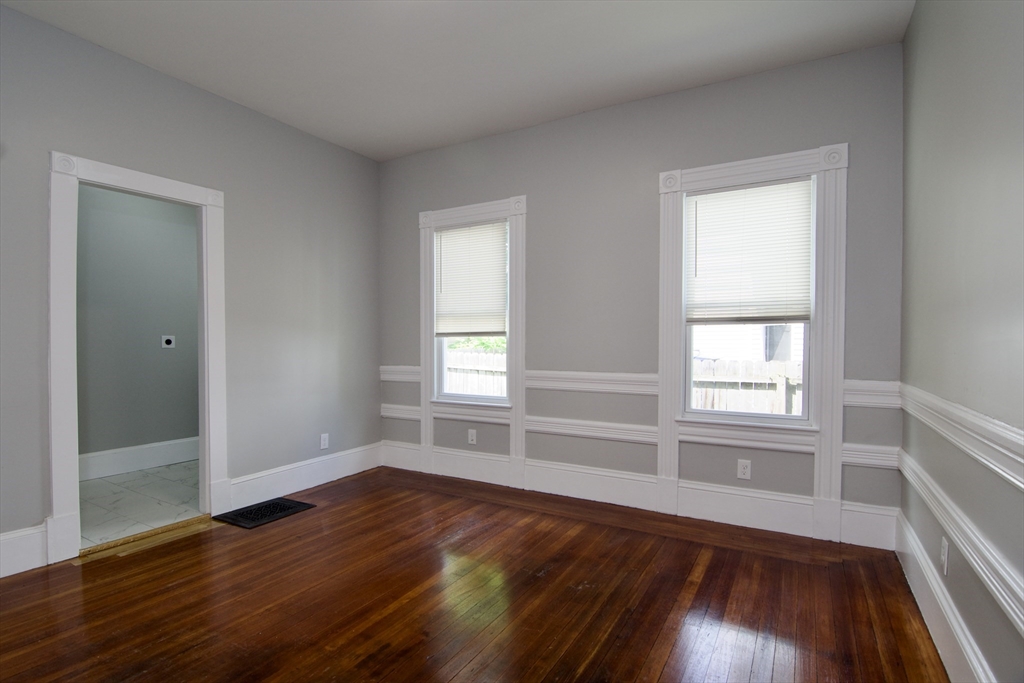 43 Princeton Street Springfield, MA 01109 - Photo 18 of 41