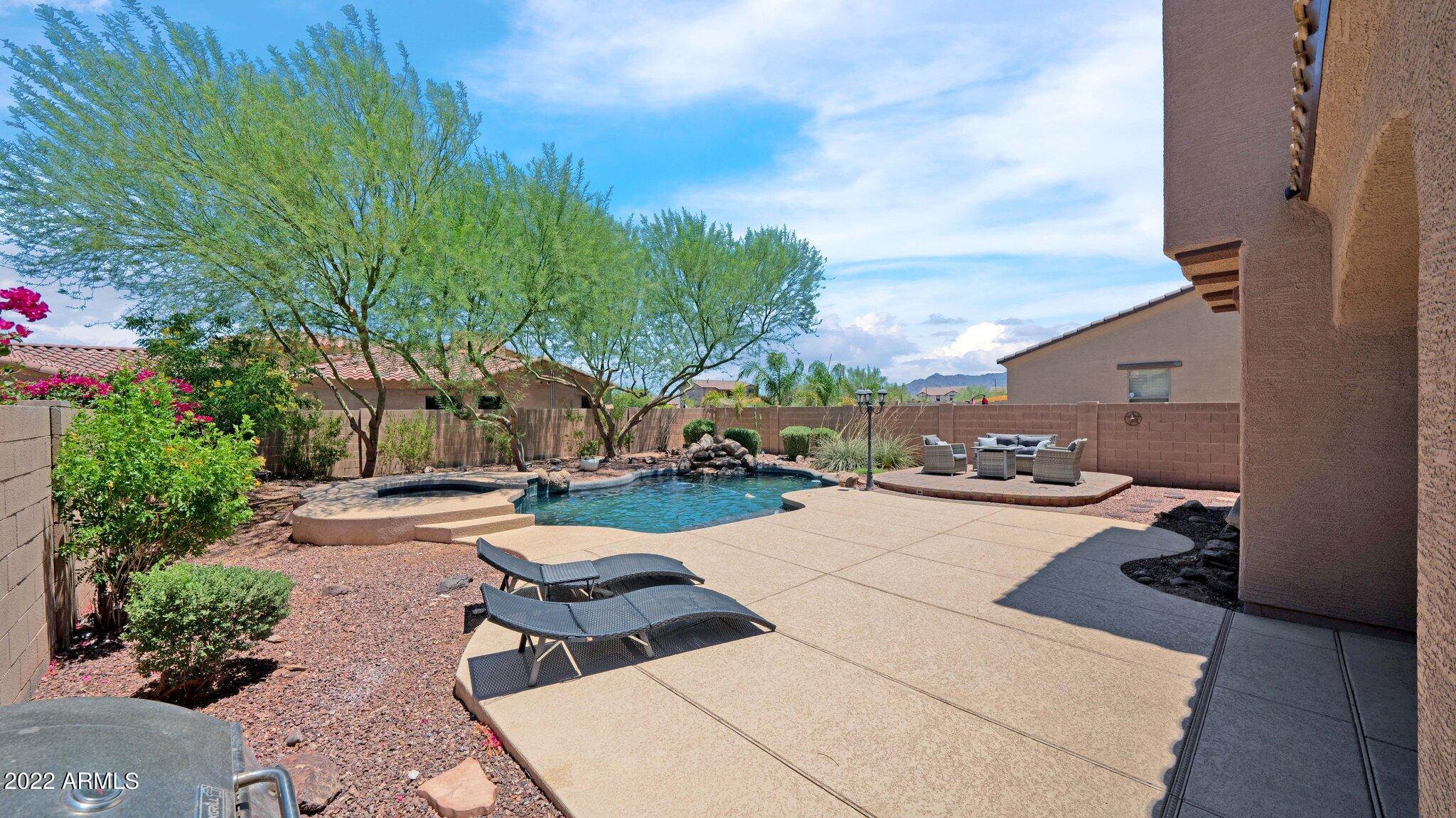 18484 Verdin Road Goodyear, AZ 85338 - Photo 25 of 30 24-web-or-mls-DSC01929