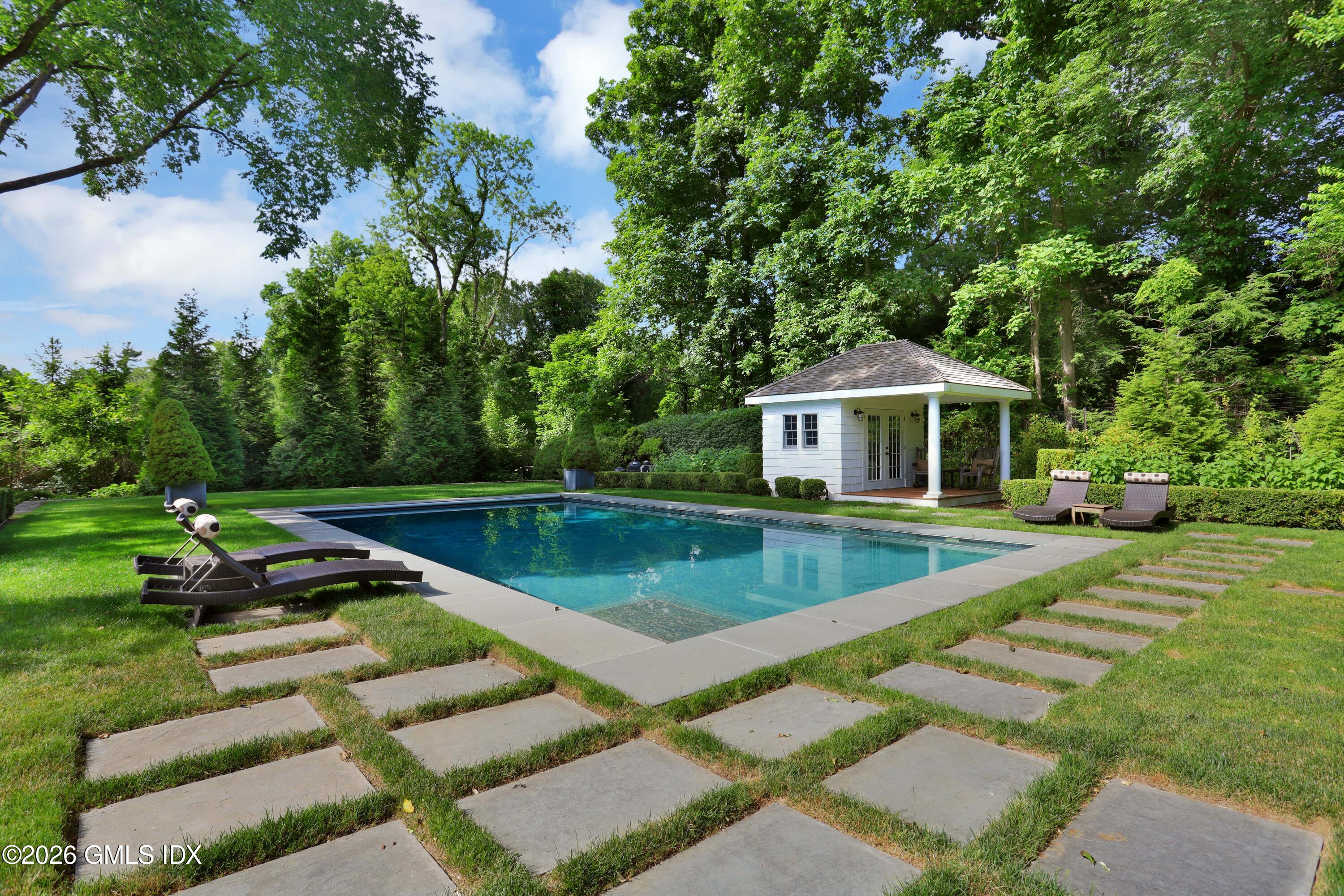 14 Alpine Road Greenwich, CT 06830 - Photo 5 of 11 14 Alpine Rd Greenwich CT-print-002-002-