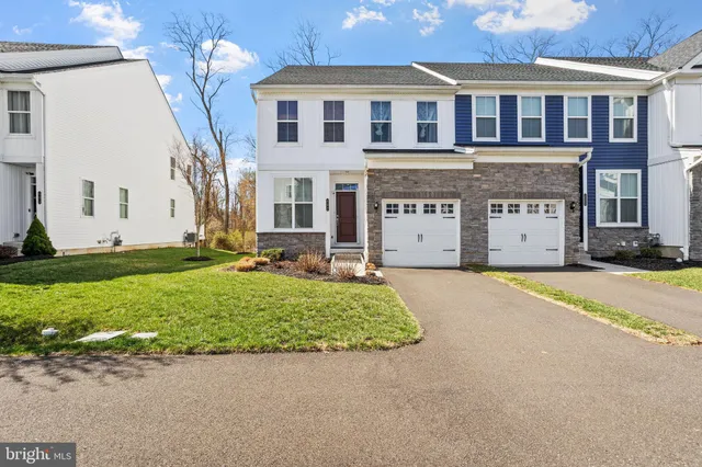 $3,100 | 407 Wynstone Court, Colmar, PA 18915