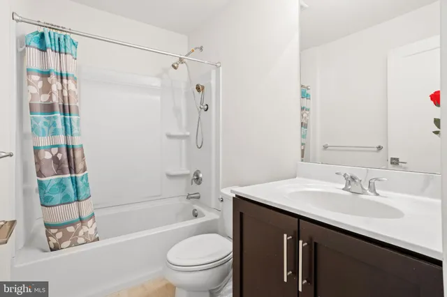 $3,100 | 407 Wynstone Court, Colmar, PA 18915