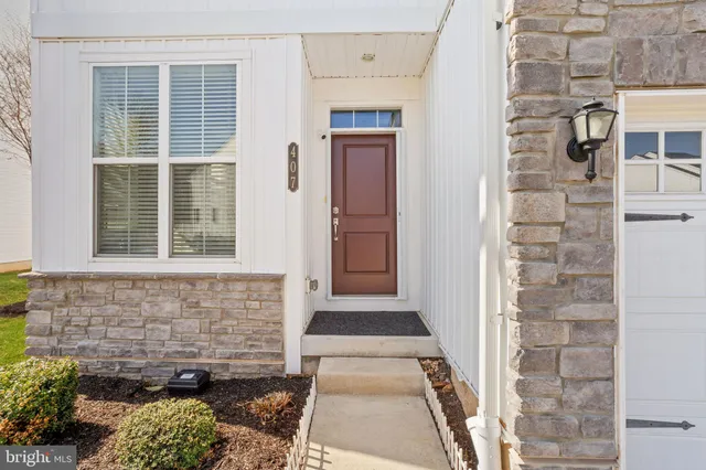 $3,100 | 407 Wynstone Court, Colmar, PA 18915
