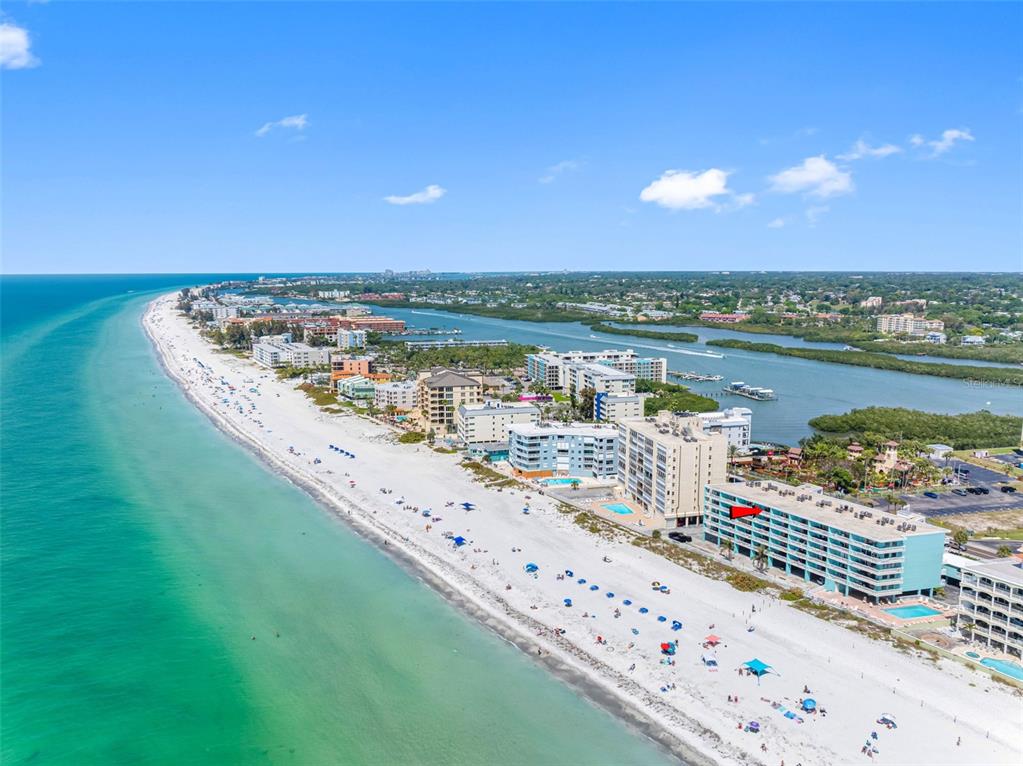 19440 Gulf Boulevard, Unit 506 Indian Rocks Beach, FL 33785 - Photo 34 of 67 a view of a city from a terrace