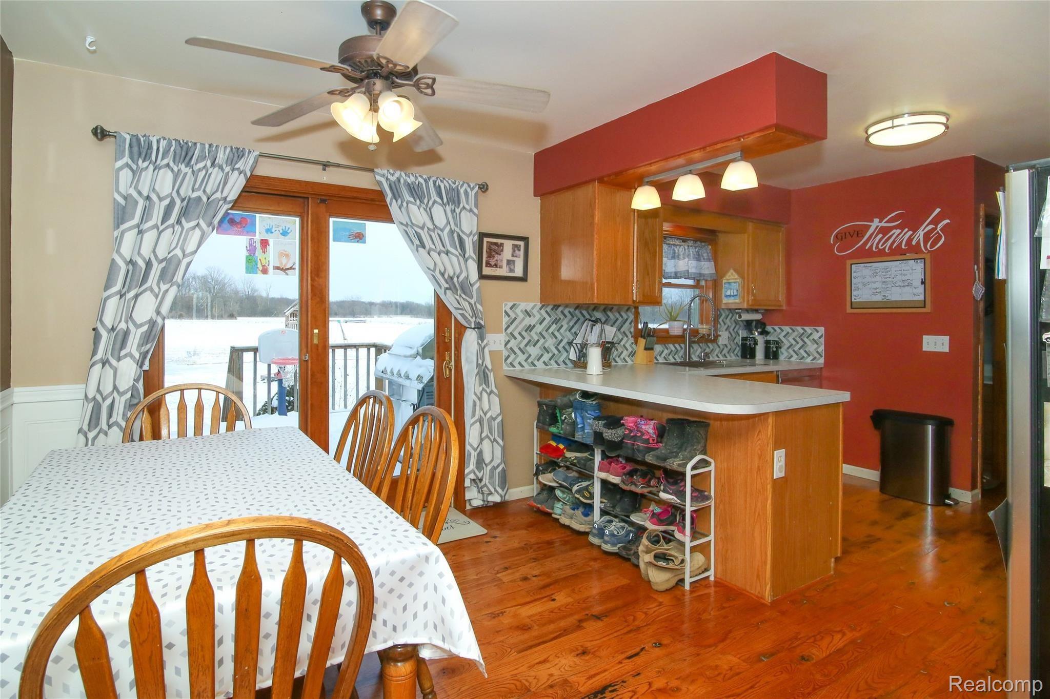 5300 North Webster Road Flint, MI 48504 - Photo 5 of 34 Kitchen.jpg