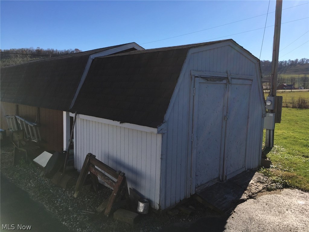 3432 Oldtown Valley Road Southwest New Philadelphia, OH 44663 - Photo 16 of 19 Gallery Image 16