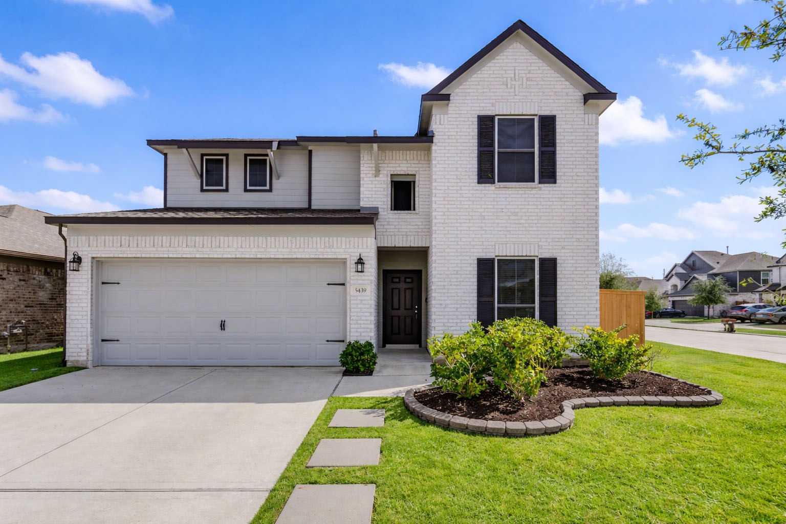 Welcome Home! This gorgeous home is ready for its next owner - YOU!