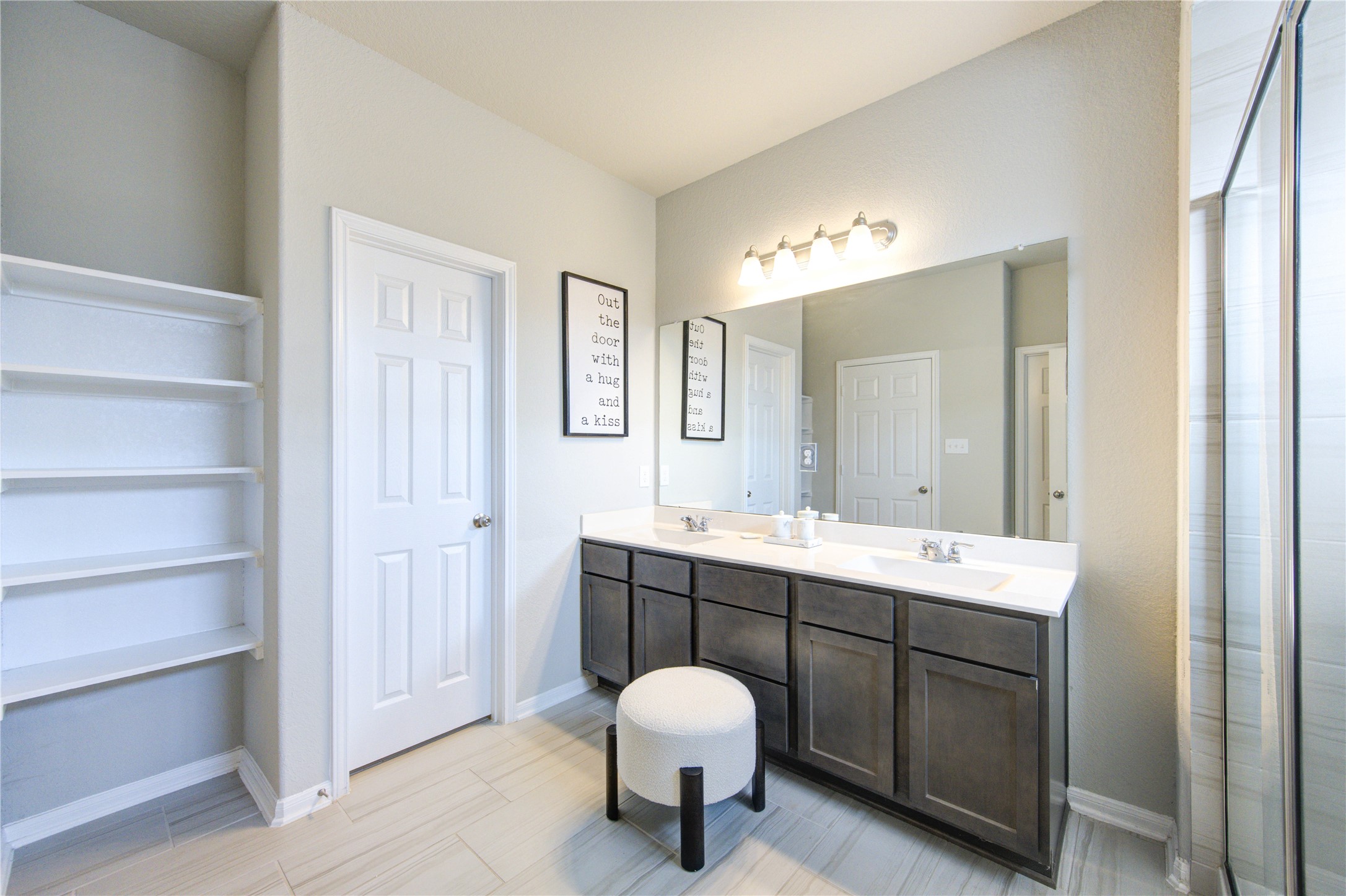 5439 Rustic Ruby Drive Brookshire, TX 77423 - Photo 25 of 43 A spacious and functional en-suite to suit your every day refreshing and make ready needs.